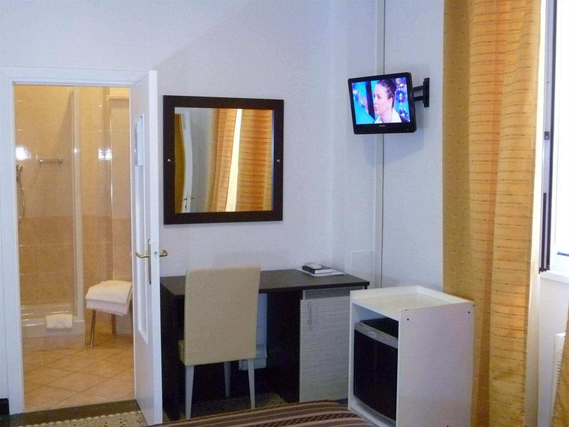 Hotel Agnello D'Oro Genova Ngoại thất bức ảnh
