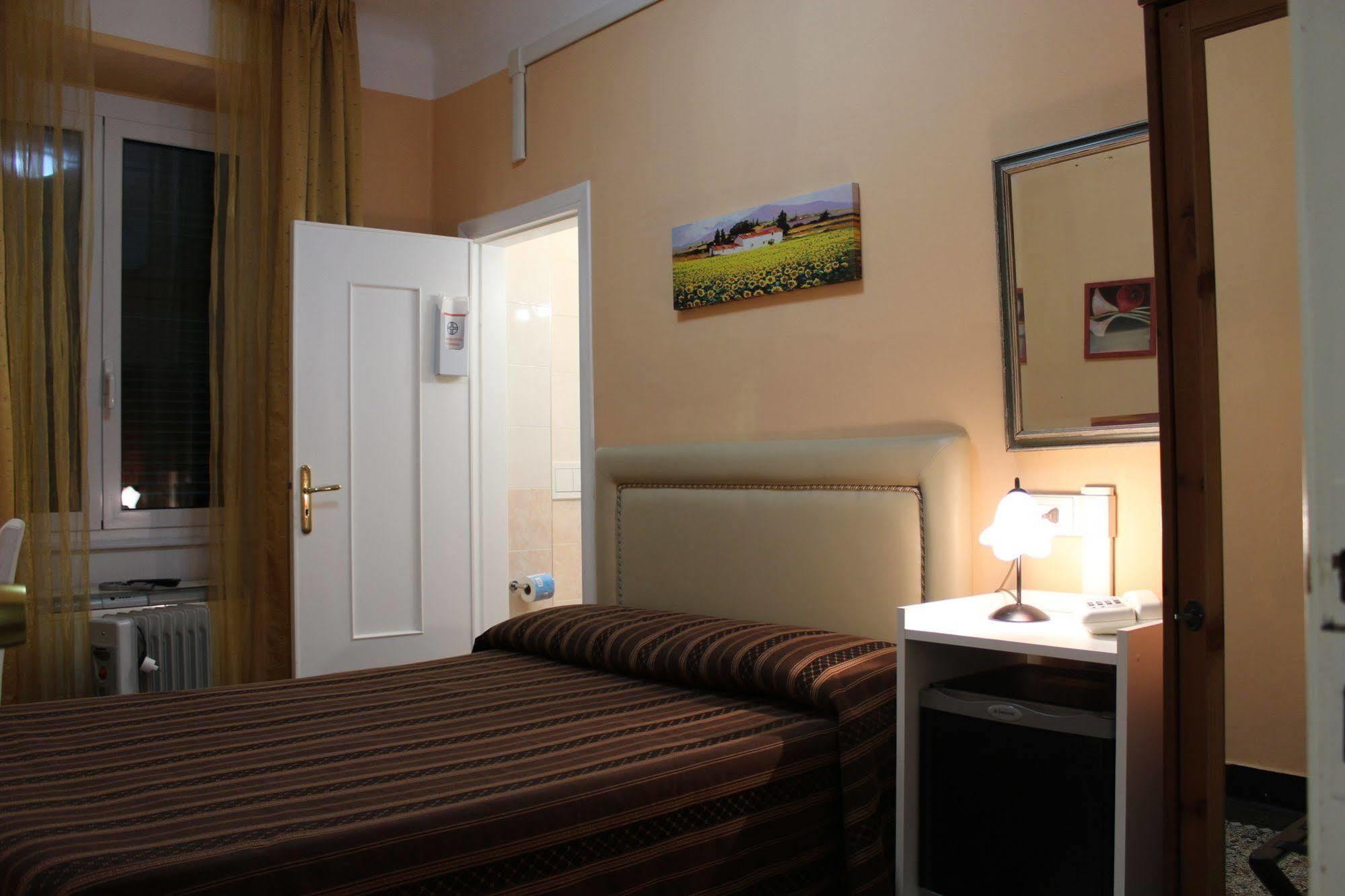 Hotel Agnello D'Oro Genova Ngoại thất bức ảnh