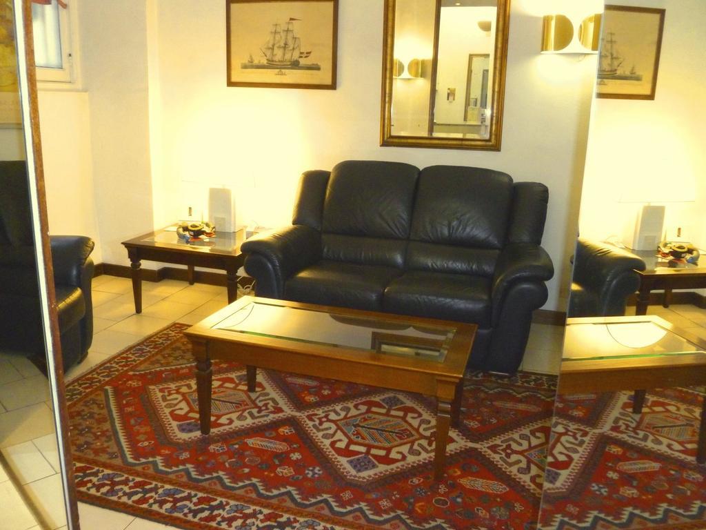 Hotel Agnello D'Oro Genova Ngoại thất bức ảnh